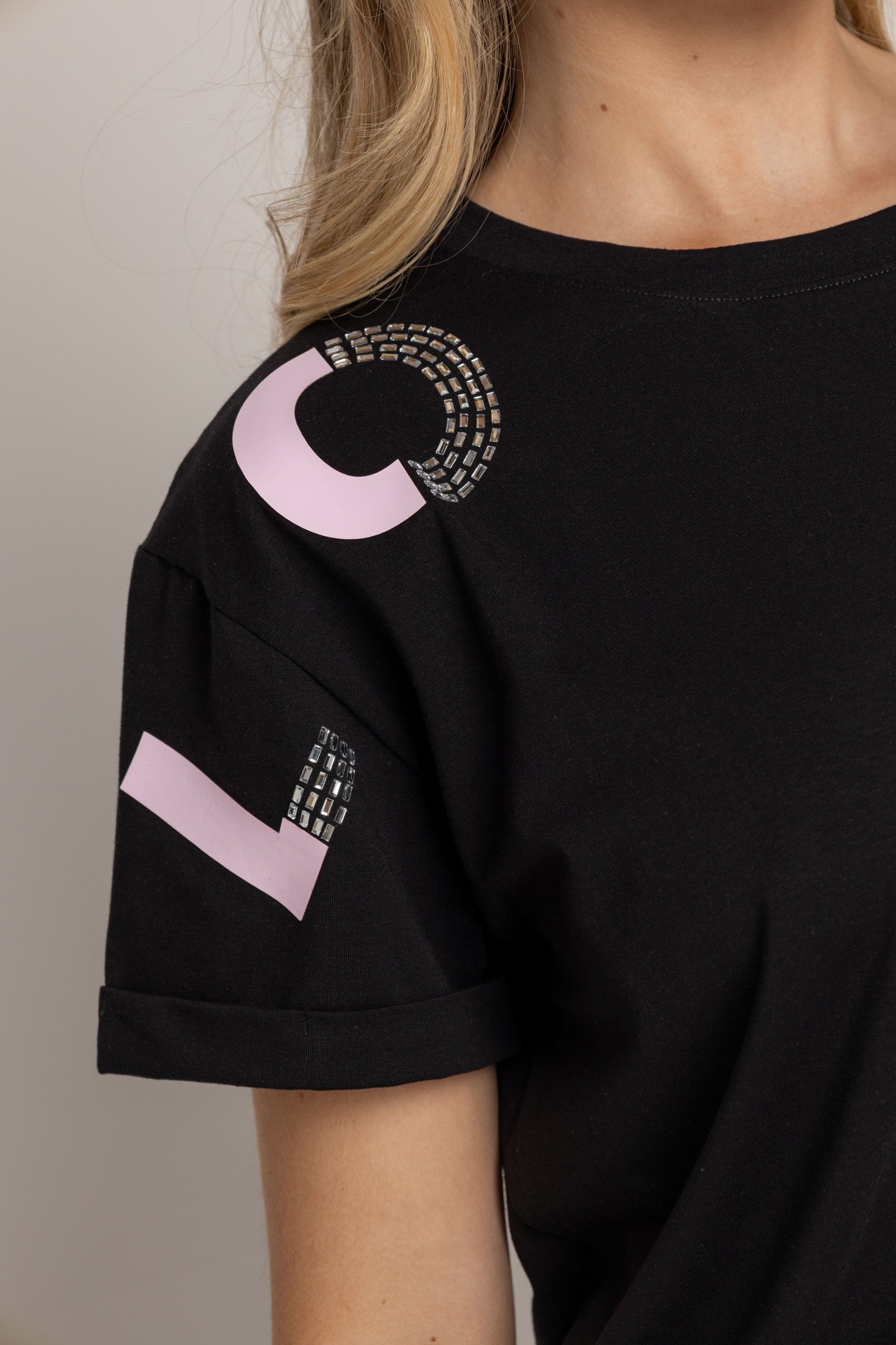 T-SHIRT LOVE ROSA DMC NEGRO ORC-001