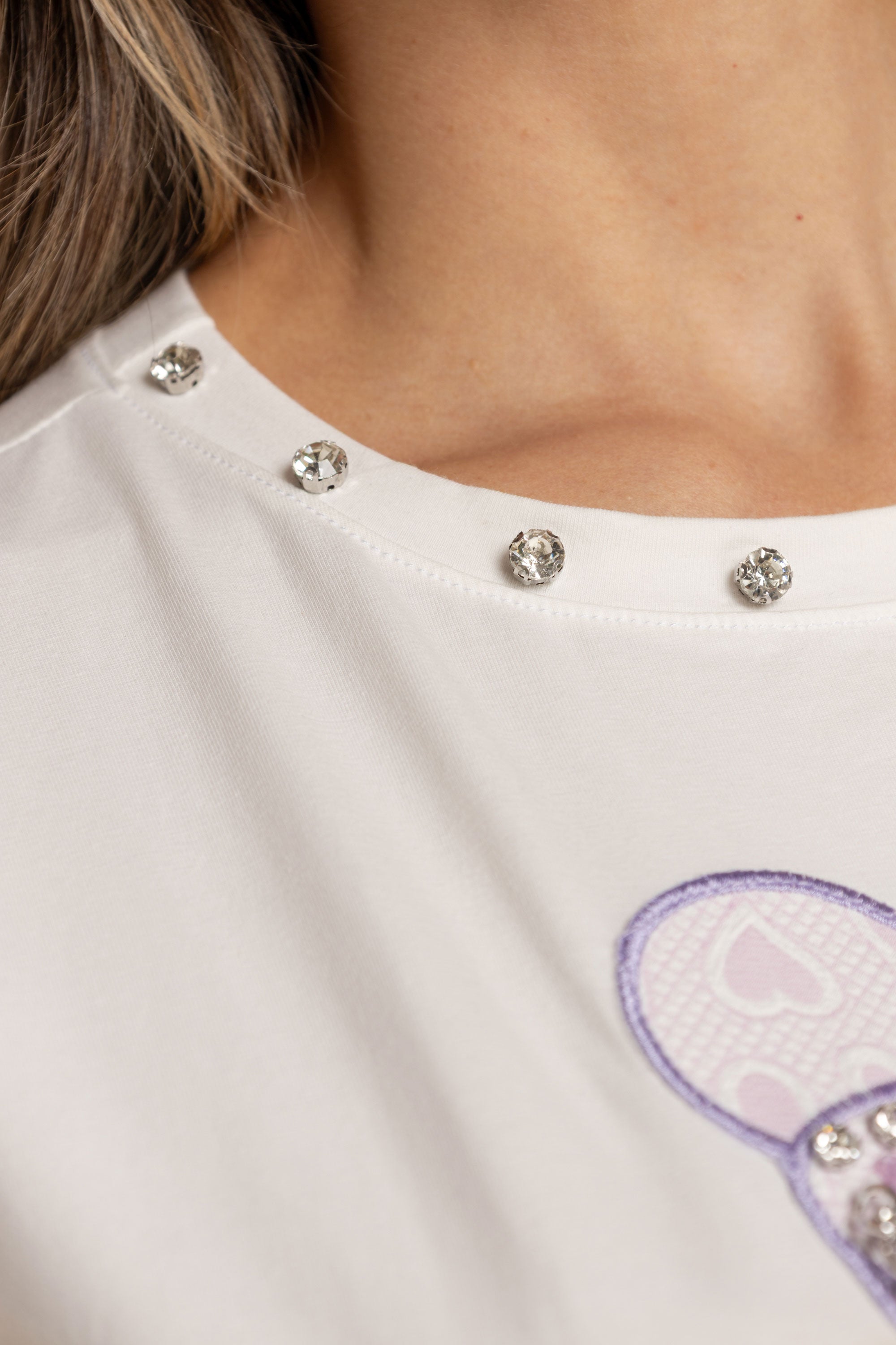 T-SHIRT OSO MORADA GAFAS MARFIL ORC-005