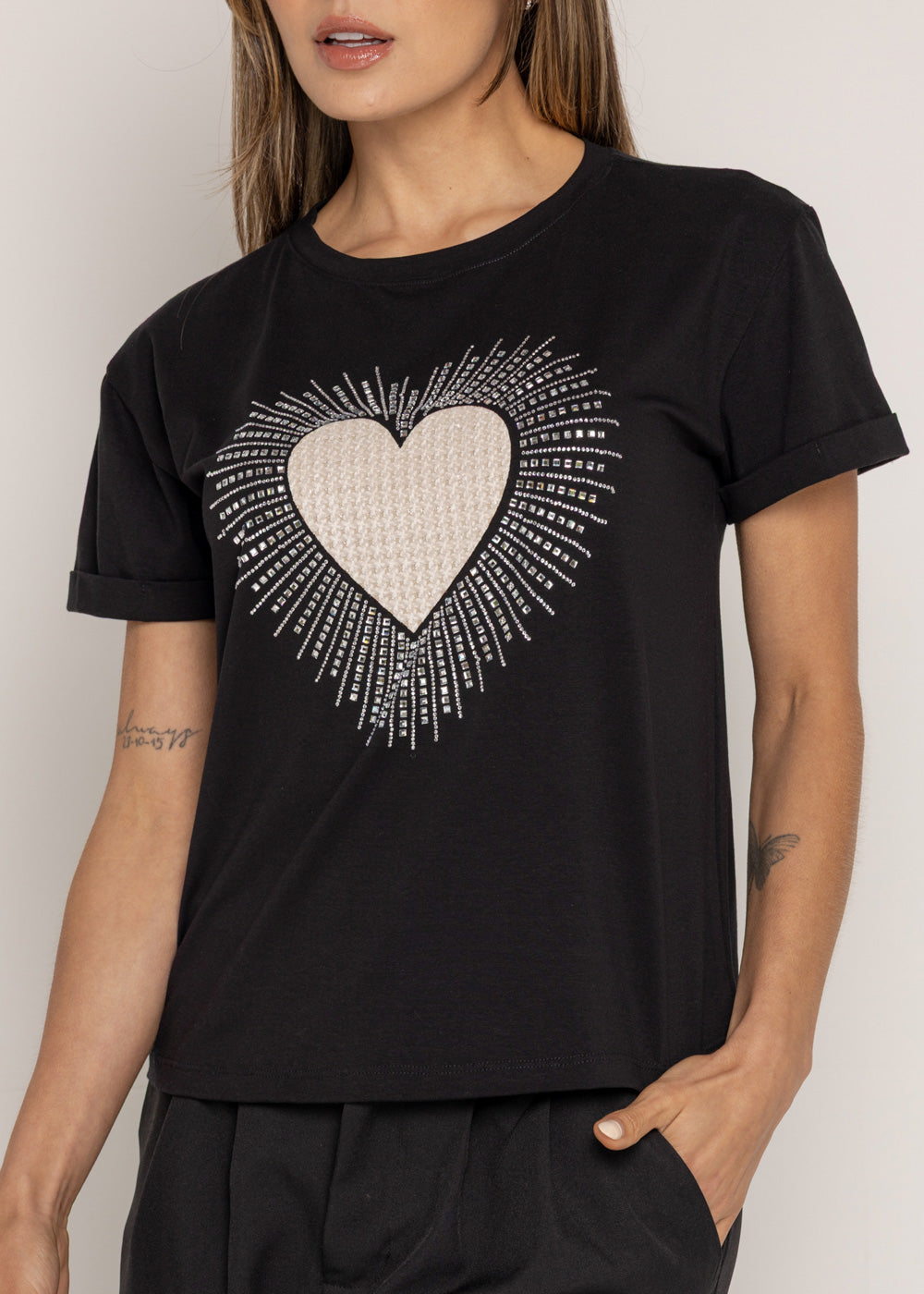 T-SHIRT CORAZON MP NEGRO ORC-013
