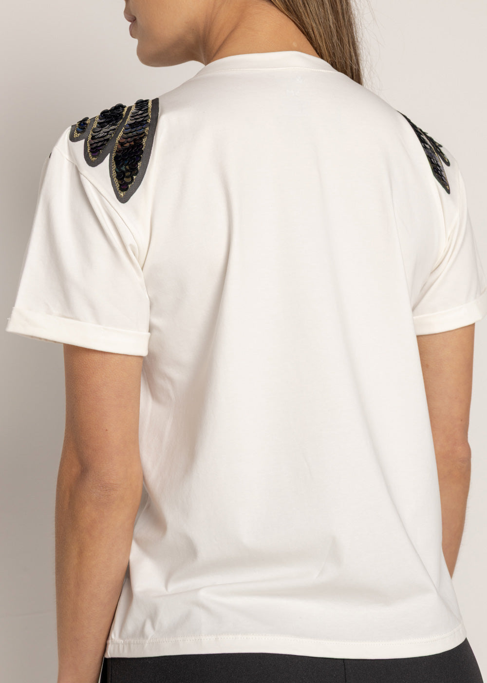 T-SHIRT ALAS MORADAS MARFIL ORC-016