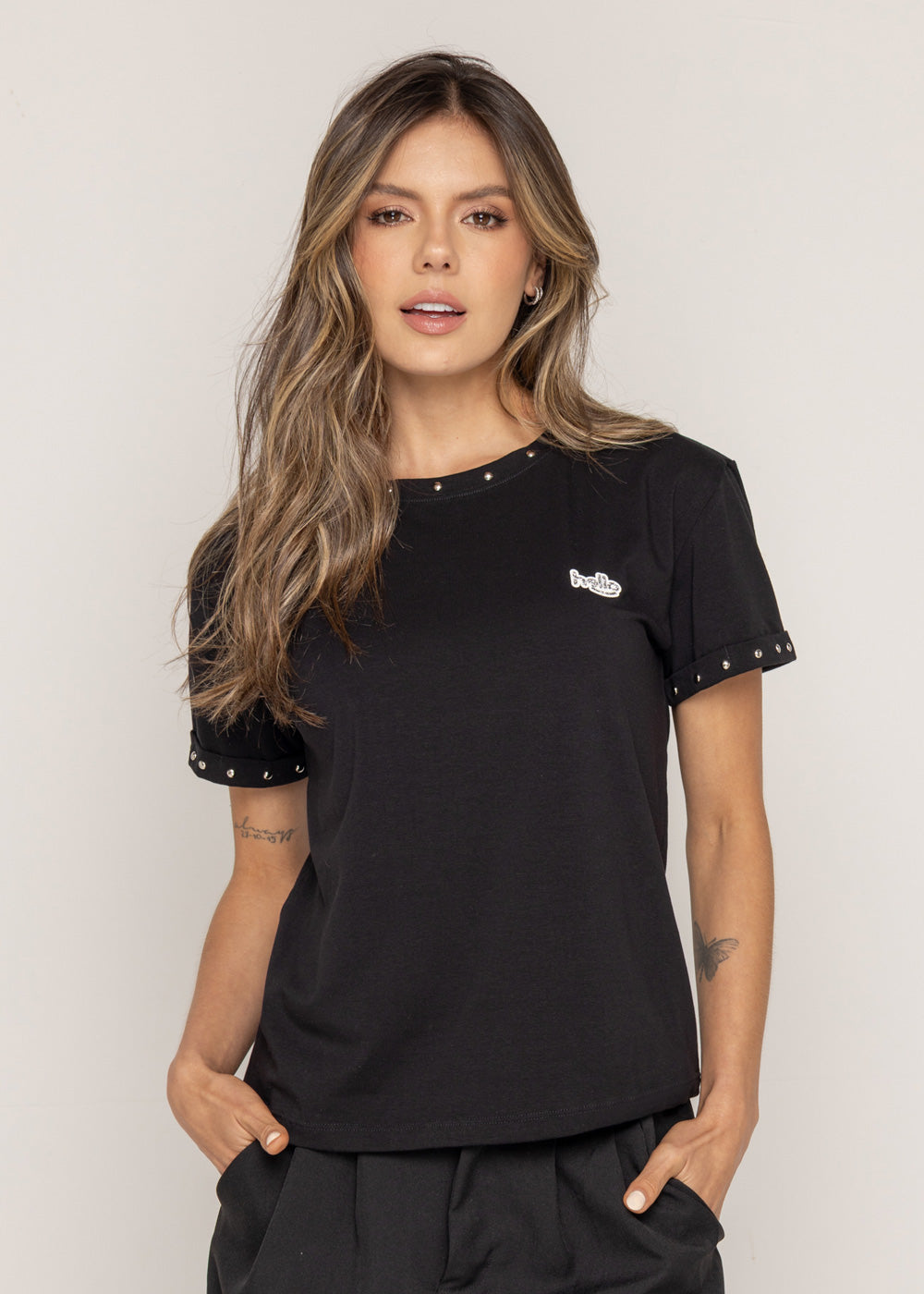 T-SHIRT HELLO BLANCO NEGRO ORC-024