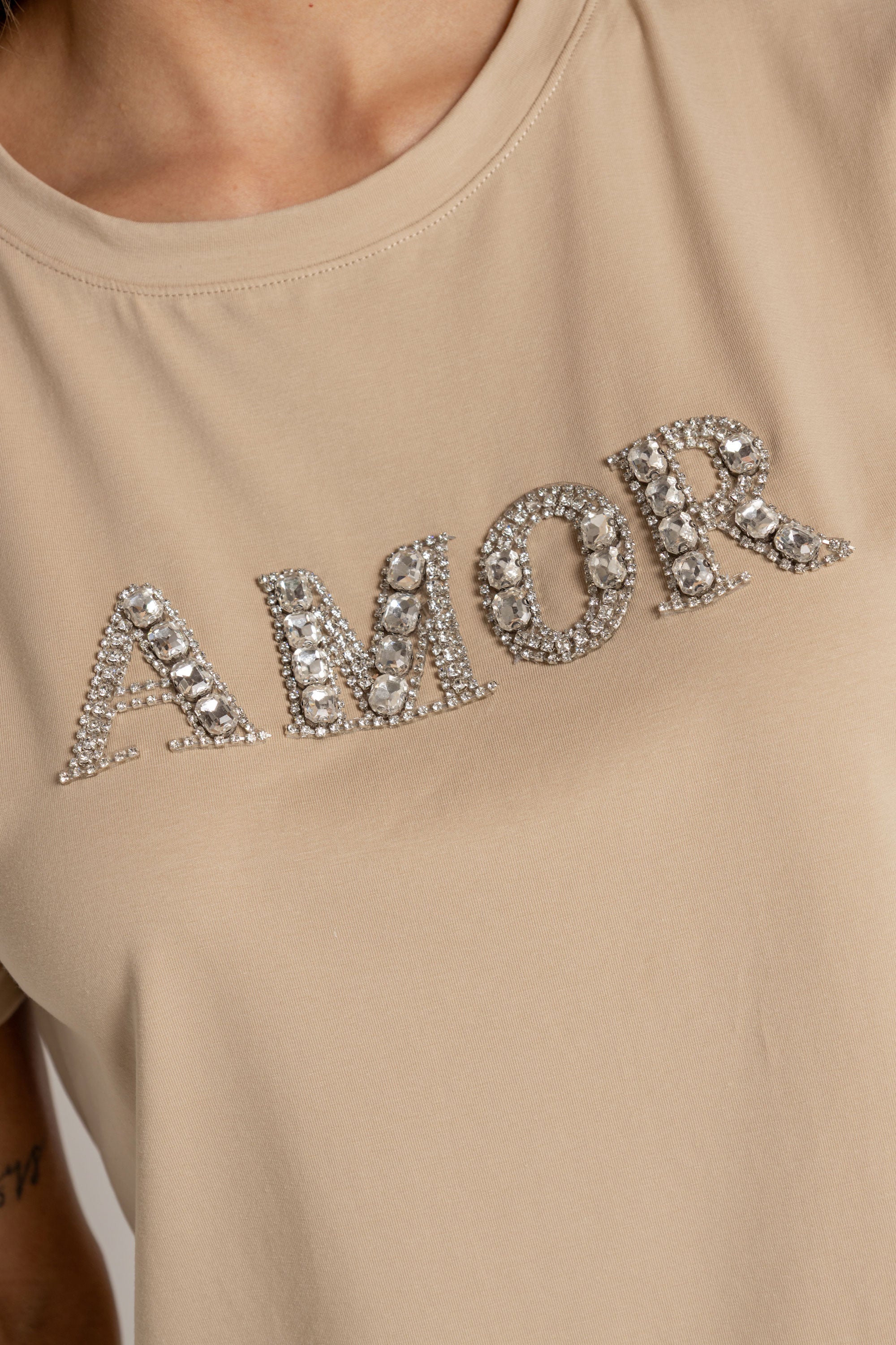 T-SHIRT AMOR PIEDRA DMC ARENA ORC-028
