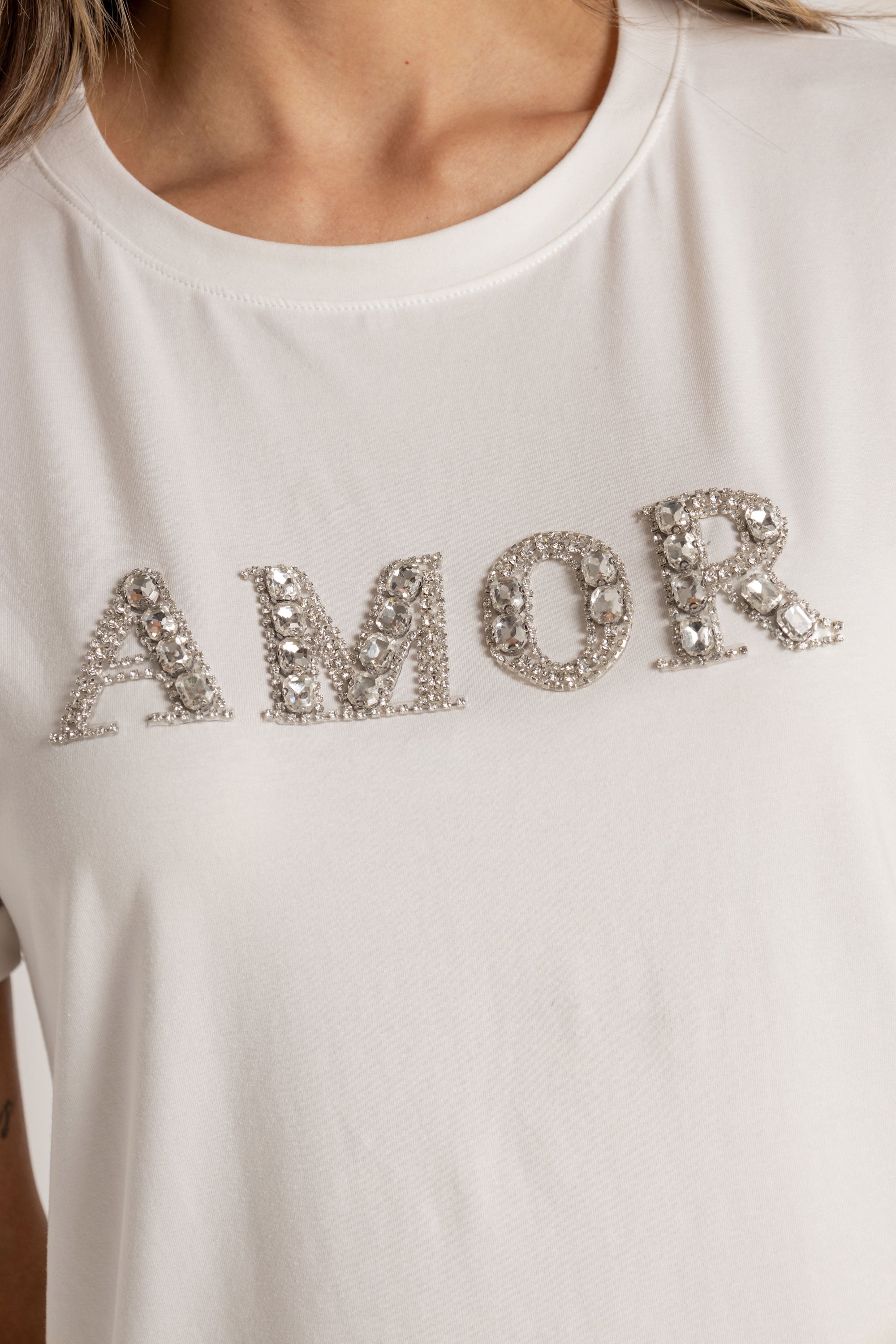 T-SHIRT AMOR PIEDRA DMC MARFIL ORC-028